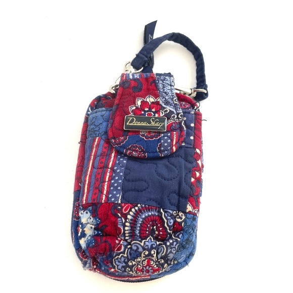 Donna Sharp Red and Blue Paisley Wristlet/Crossbody Clutch - Picture 1 of 8